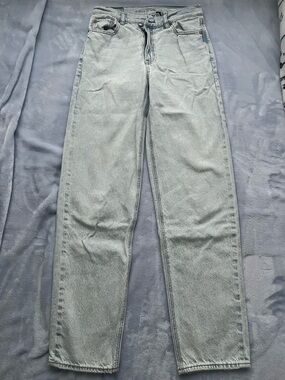 American Eagle Outfitters Light Blue Denim Jeans - Size 2